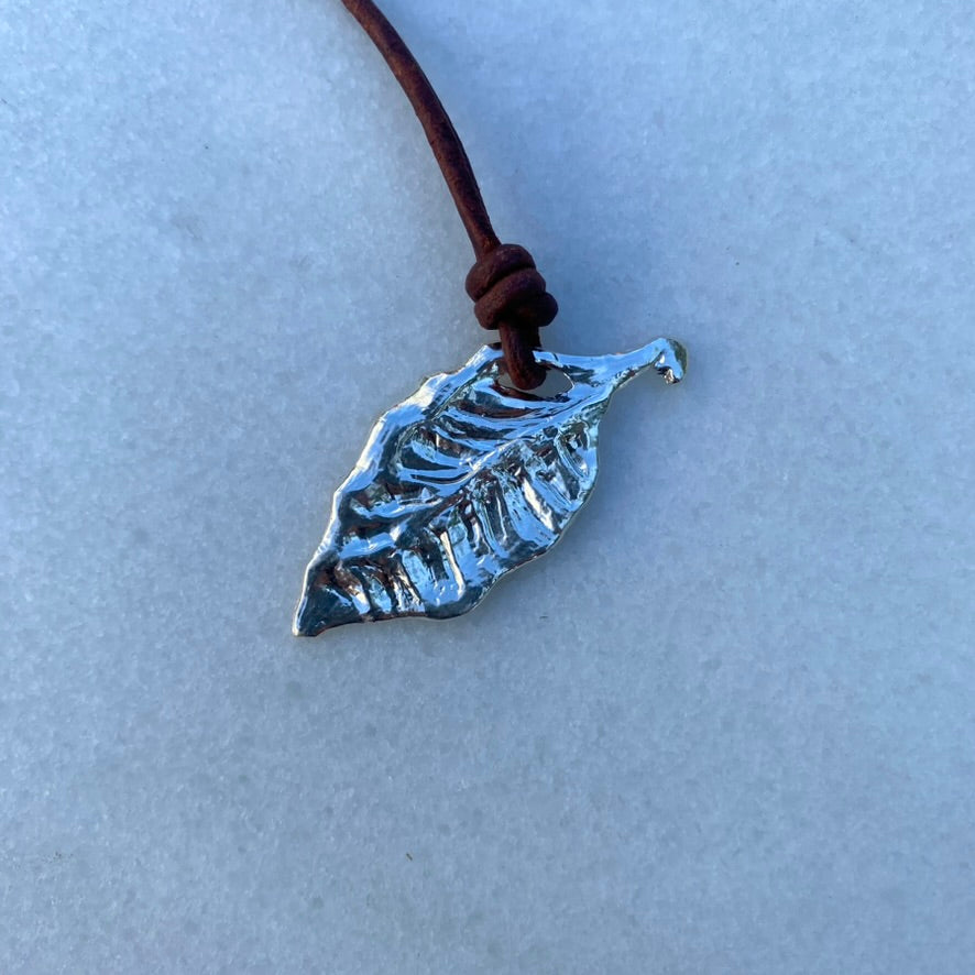 Silver Leaf Pendant Necklace