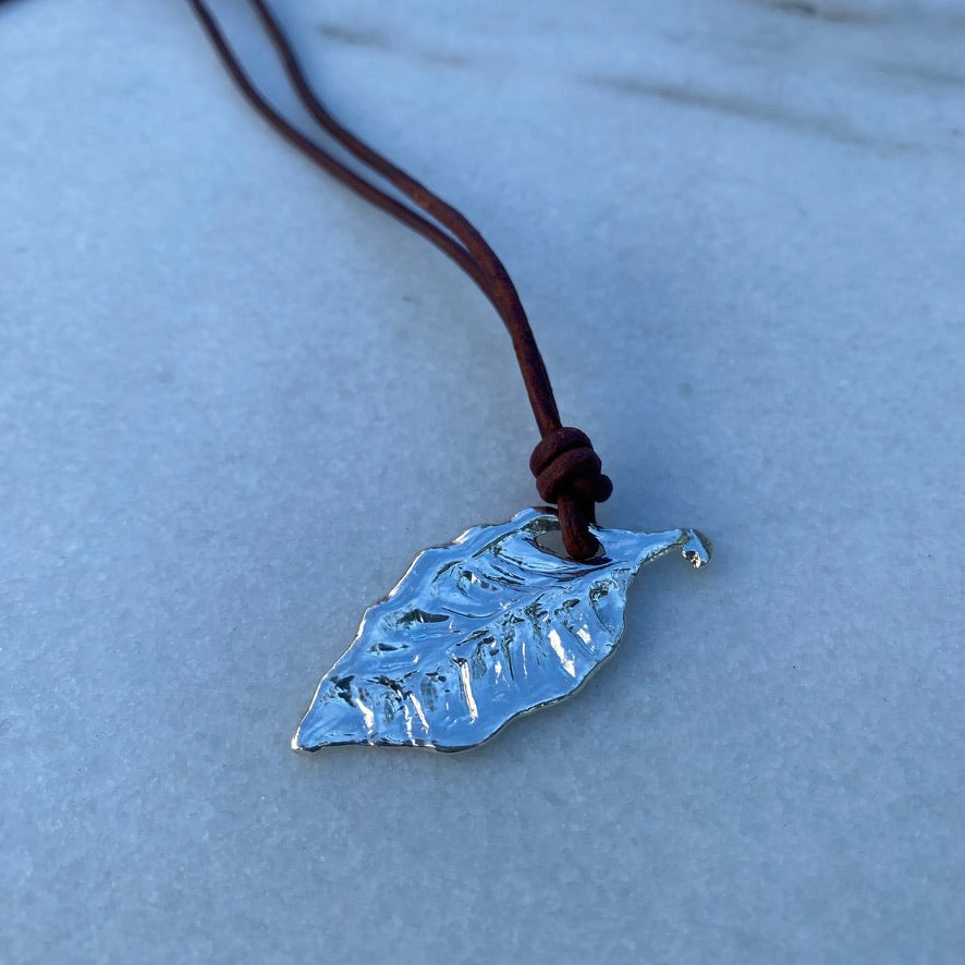 Silver Leaf Pendant Necklace