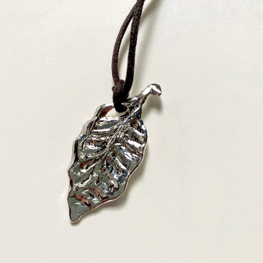 Silver Leaf Pendant Necklace